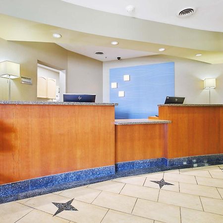 Sandman Hotel & Suites London Downtown Εξωτερικό φωτογραφία