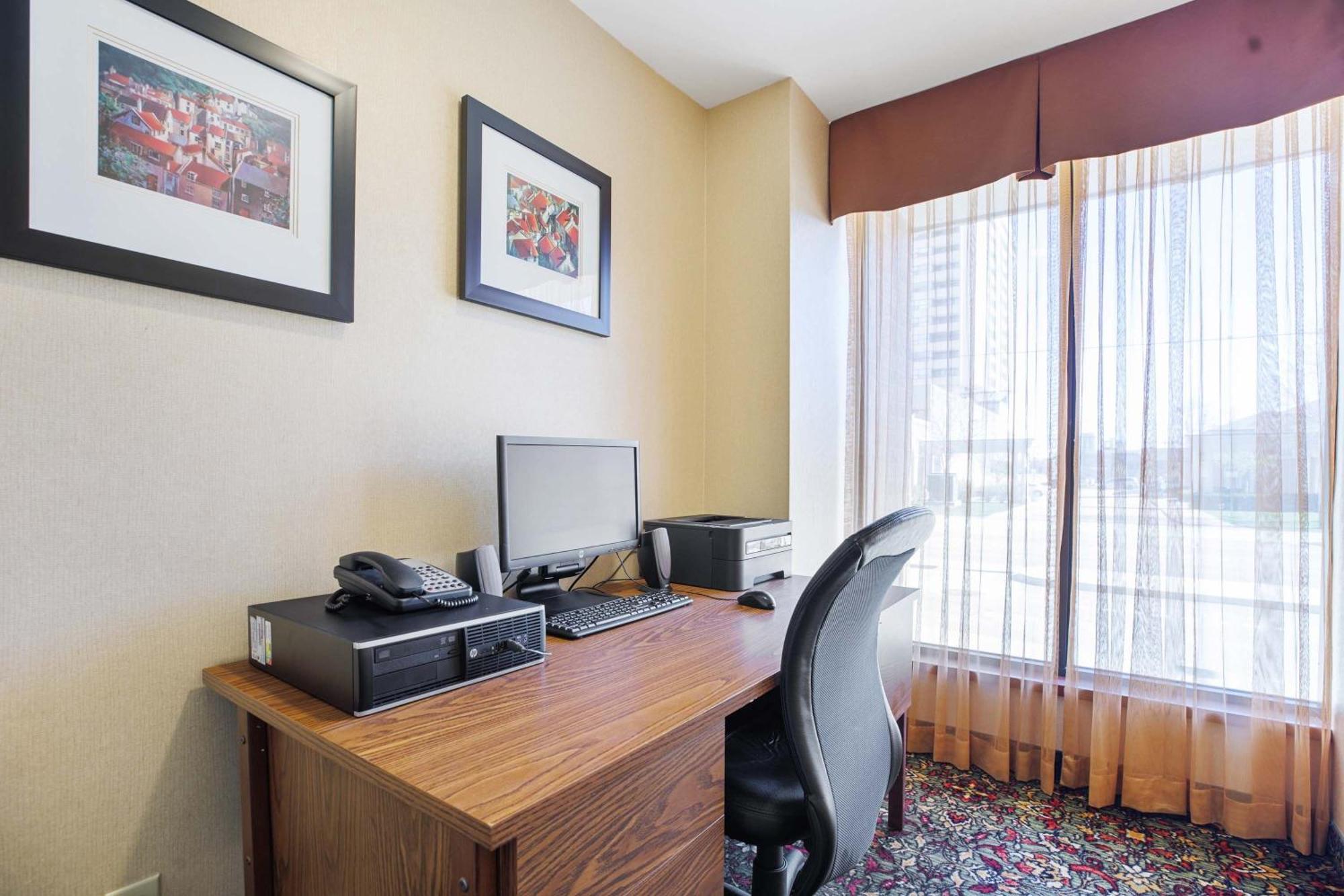 Sandman Hotel & Suites London Downtown Εξωτερικό φωτογραφία