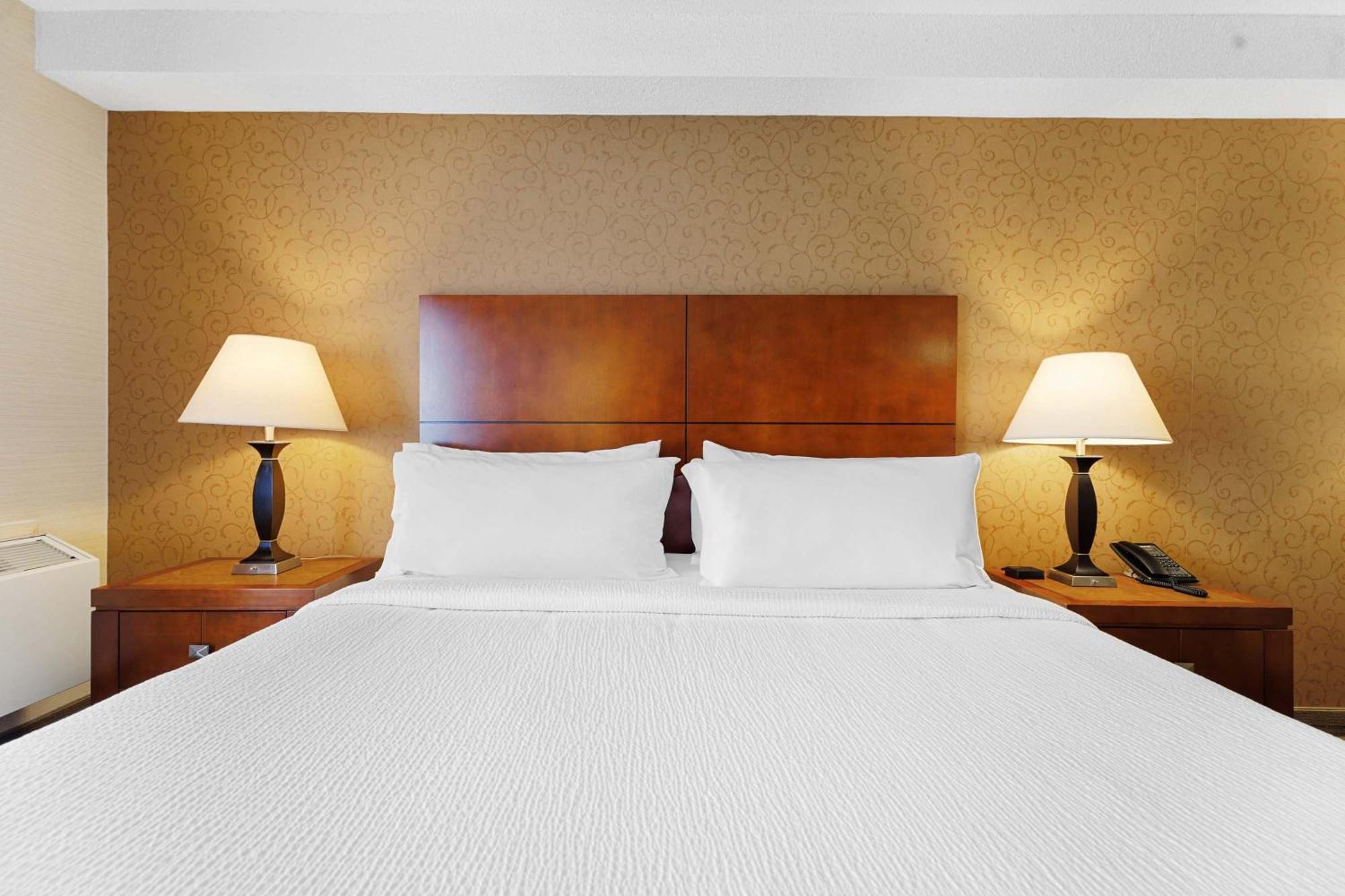 Sandman Hotel & Suites London Downtown Εξωτερικό φωτογραφία