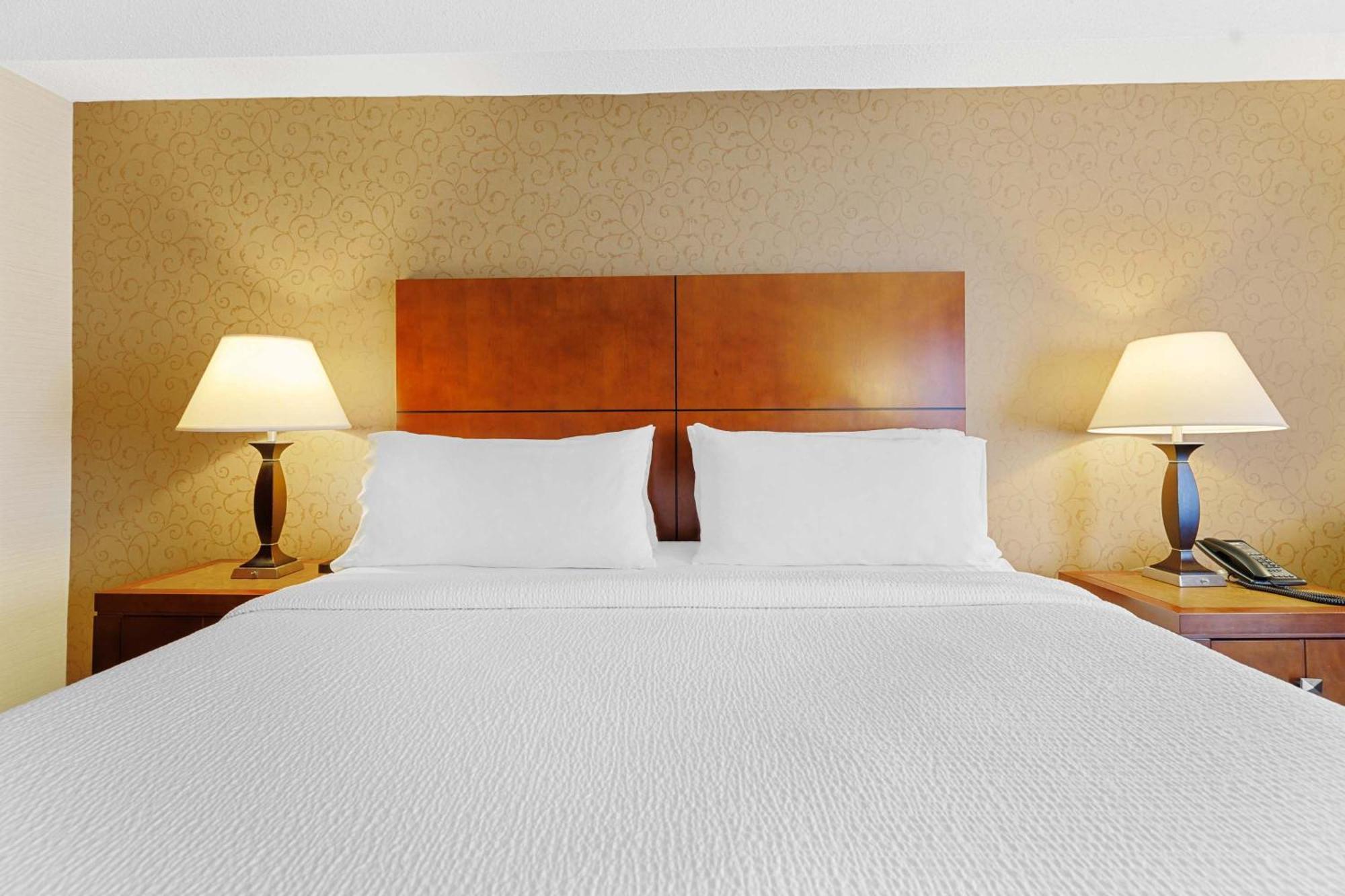 Sandman Hotel & Suites London Downtown Εξωτερικό φωτογραφία