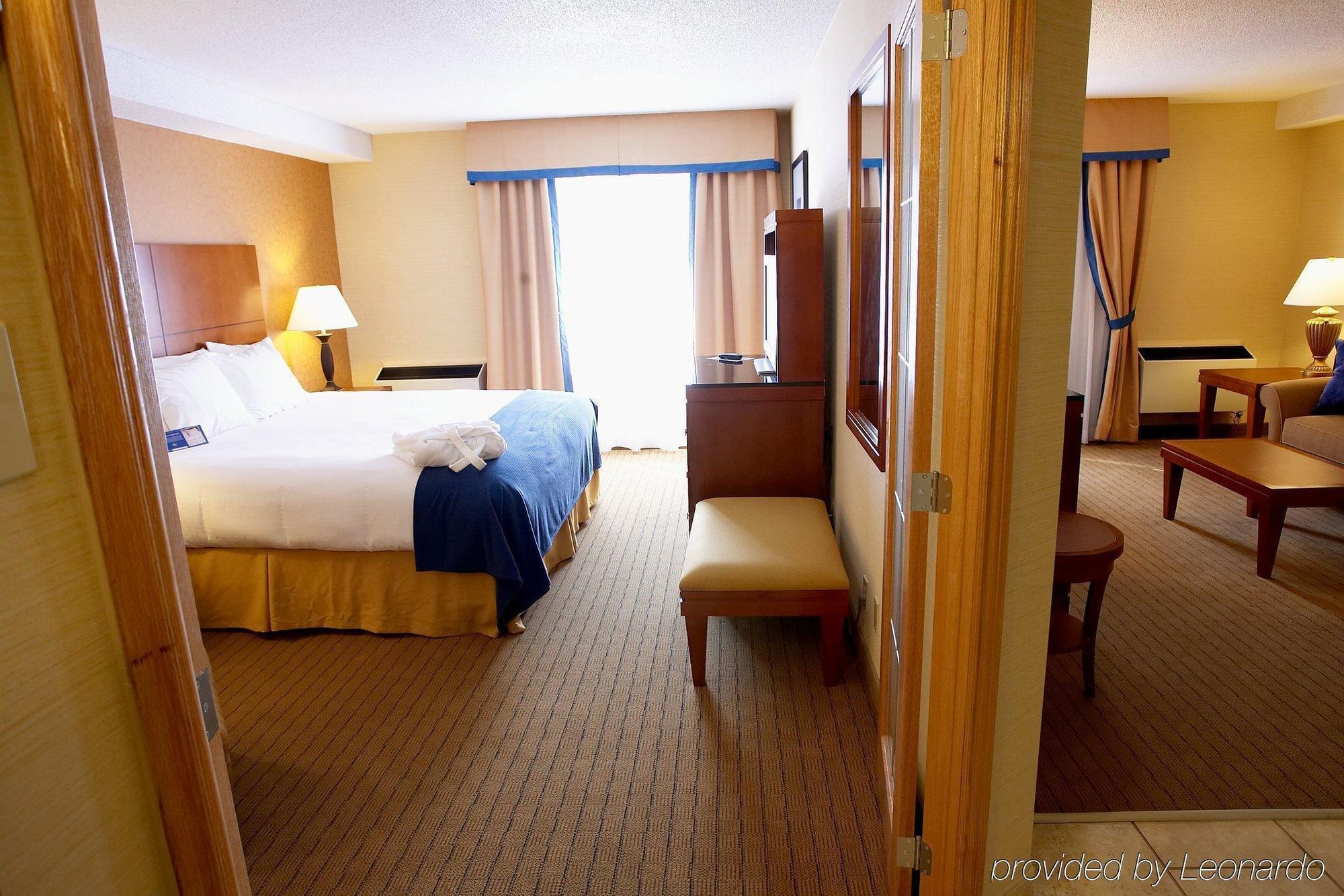 Sandman Hotel & Suites London Downtown Εξωτερικό φωτογραφία